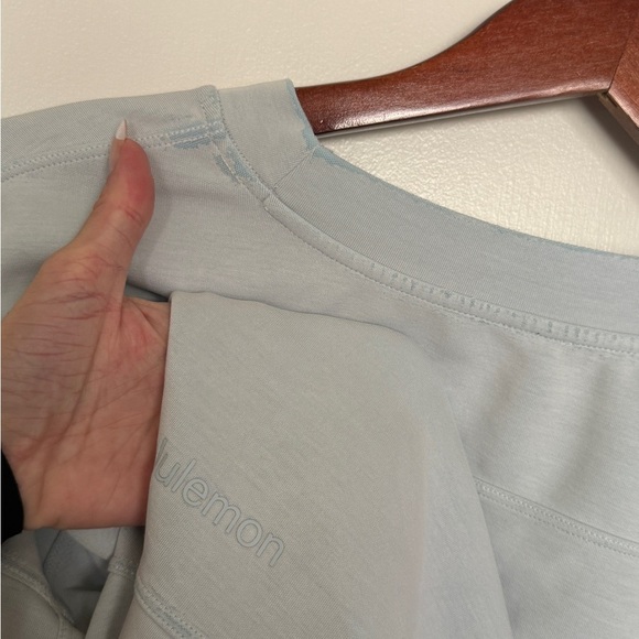 Lululemon Softstreme Crewneck - Picture 4 of 4